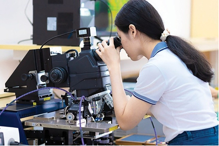 1.500 nhà khoa học trẻ, sinh viên xuất sắc được cấp học bổng học công nghệ chiến lược ở nước ngoài
