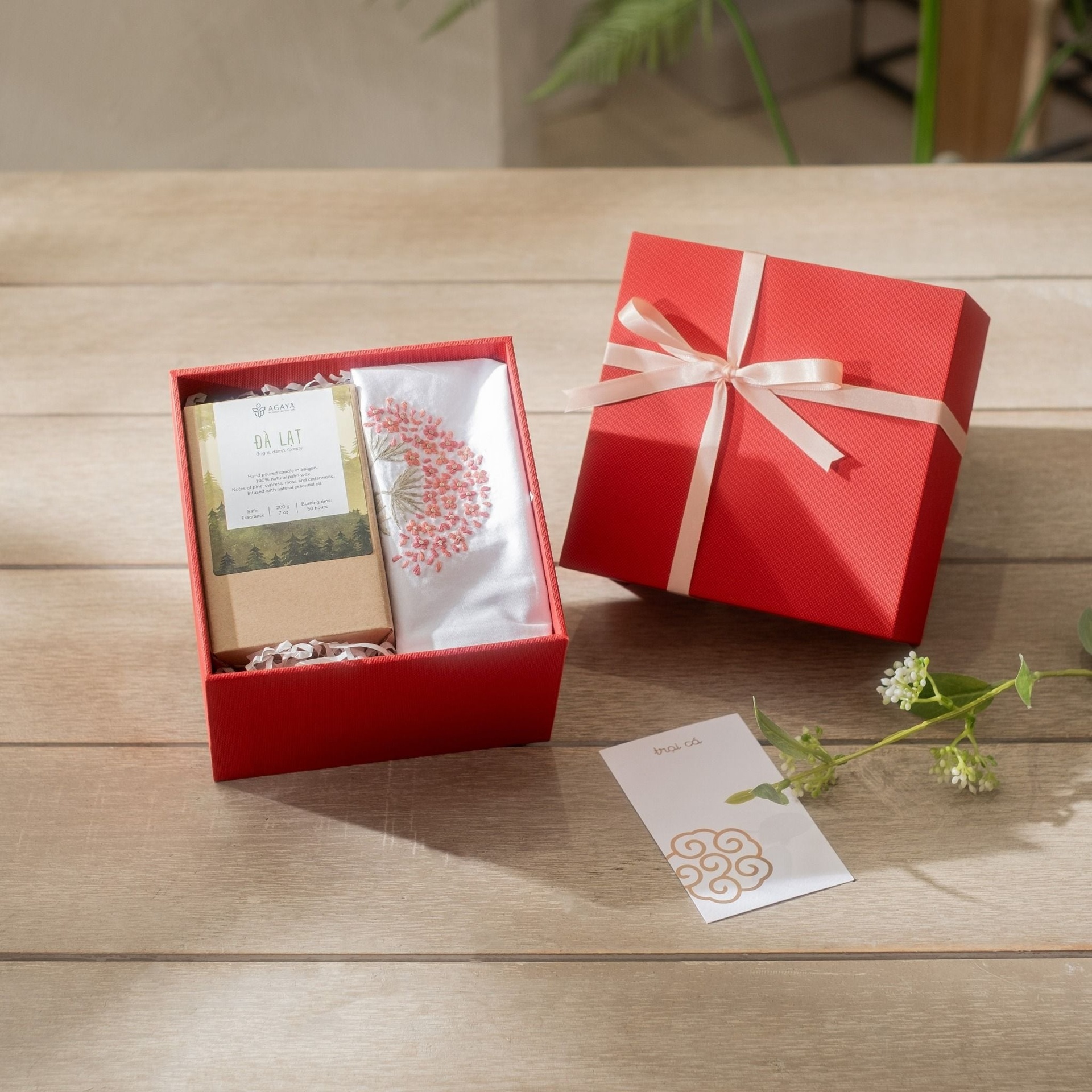 Bộ quà tặng Phụ Nữ - Yêu Thương 05