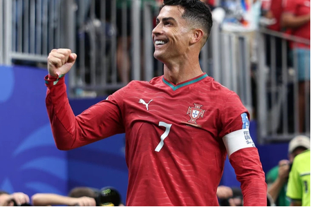 Chiếc túi Gucci theo Ronaldo đến World Cup có gì đặc biệt?