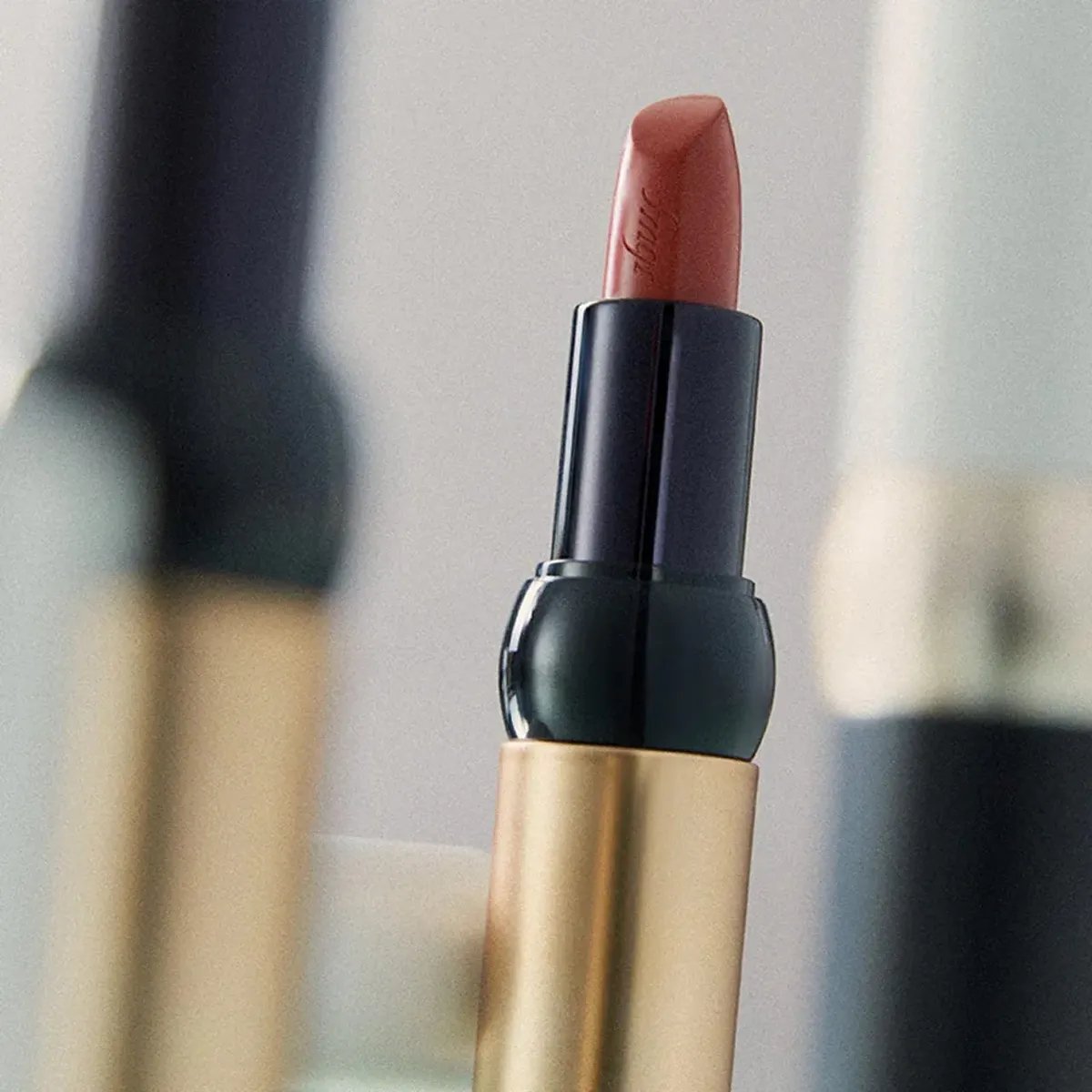 [FMGT] Son Thỏi Căng Bóng Tự Nhiên New Bold Sheer Glow Lipstick 3.5g