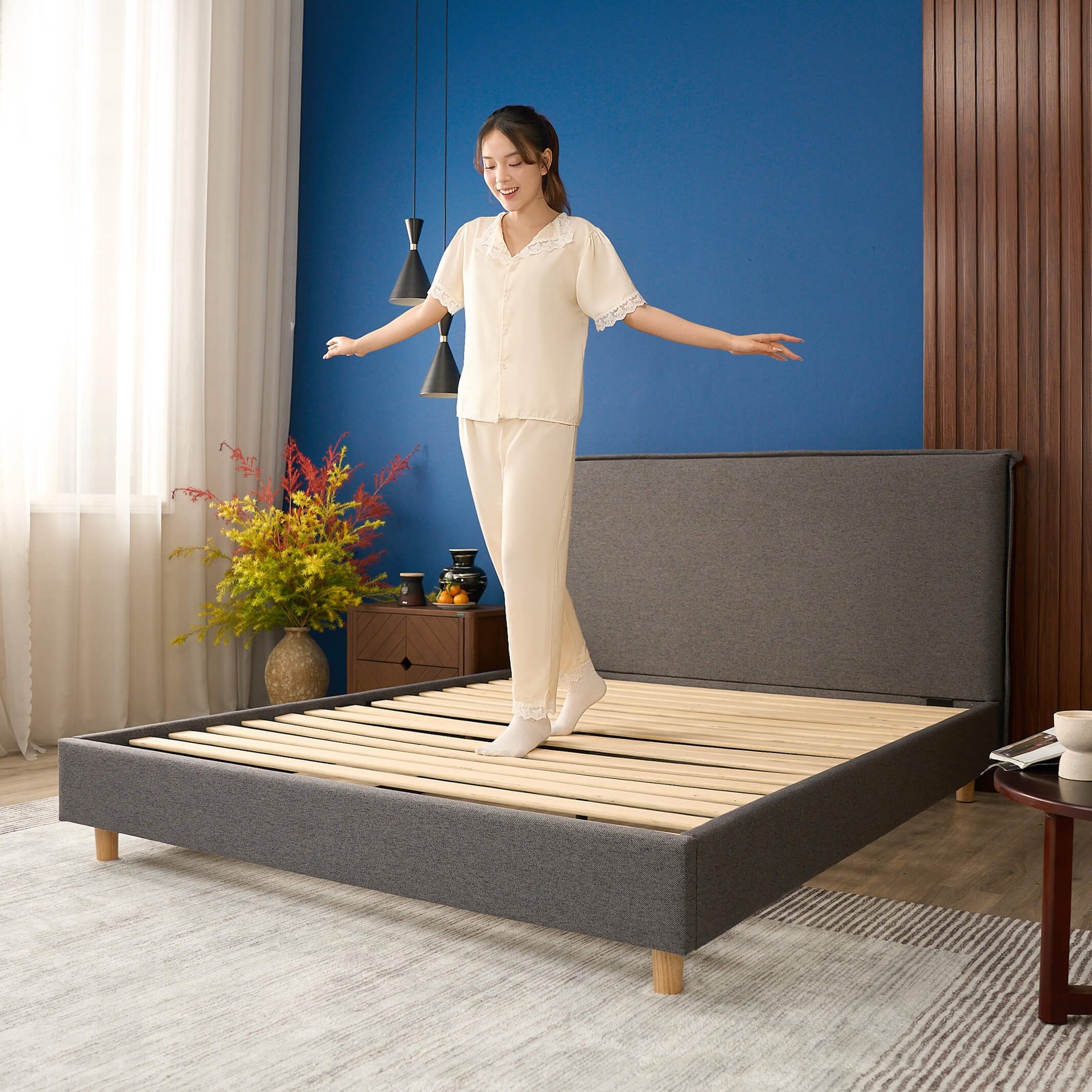 Giường bọc nệm Amando Nest