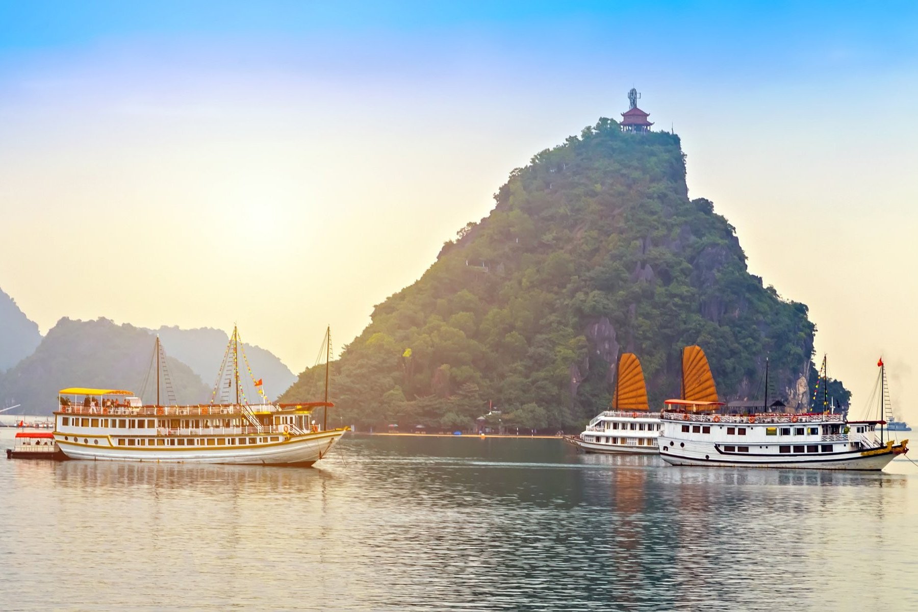 Hà Nội - Hạ Long - Sapa