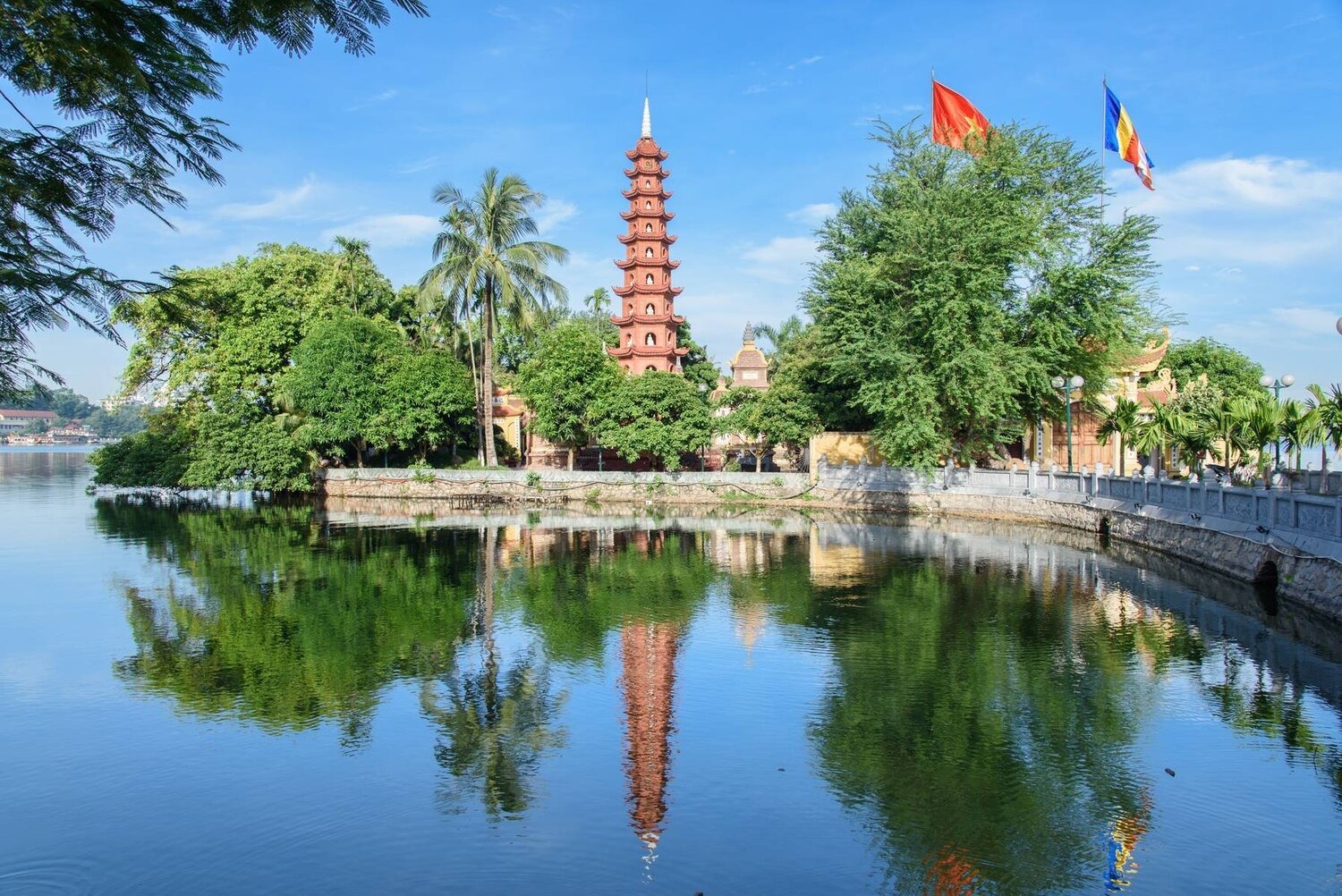 Hà Nội - Yên Tử - Du Thuyền Cao Cấp Hạ Long - Quảng Yên