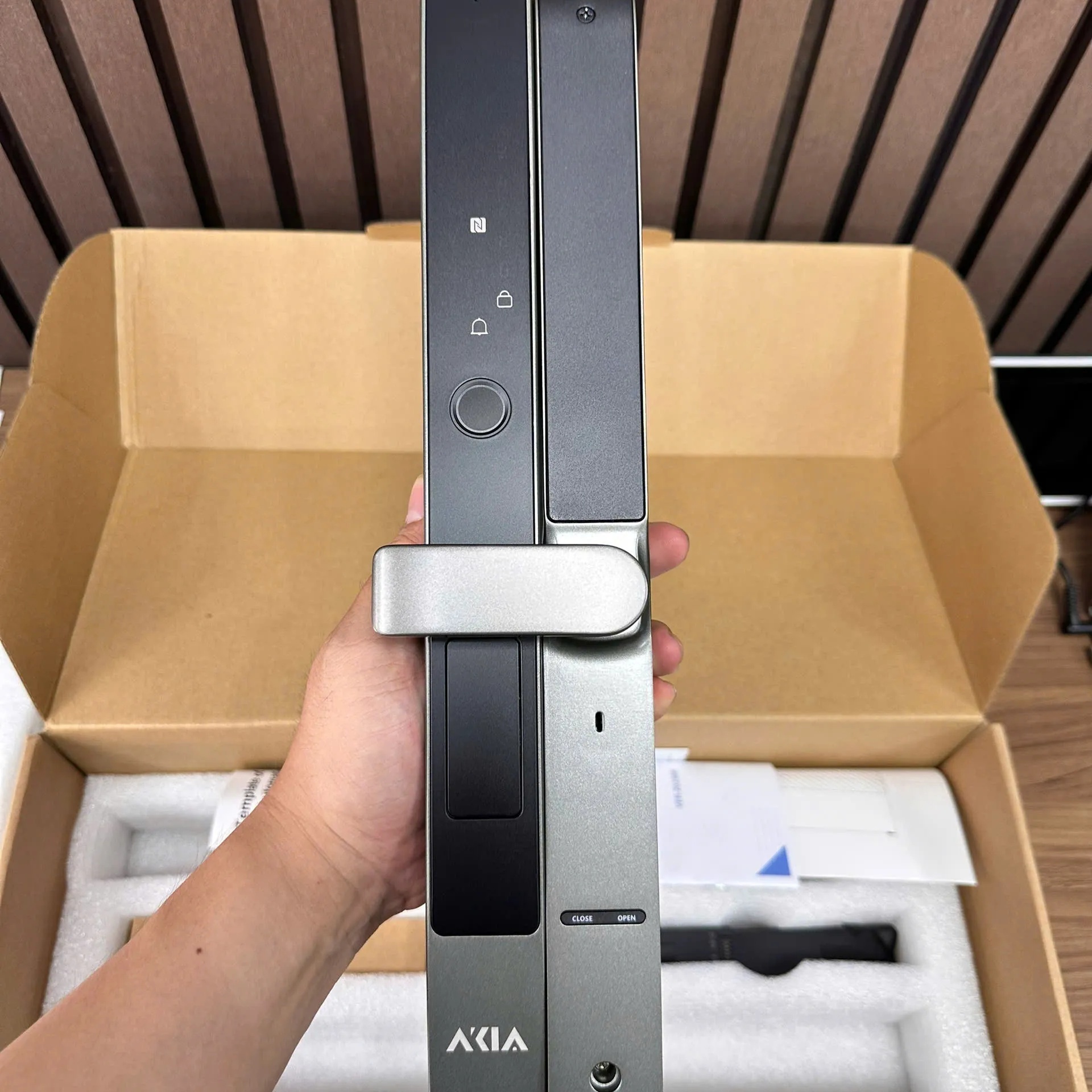Khoá nhận diện khuôn mặt AKIA N68
