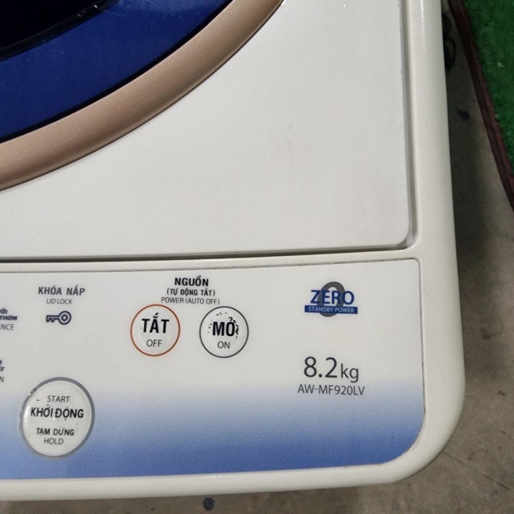 Máy giặt Toshiba cũ 8.2 KG