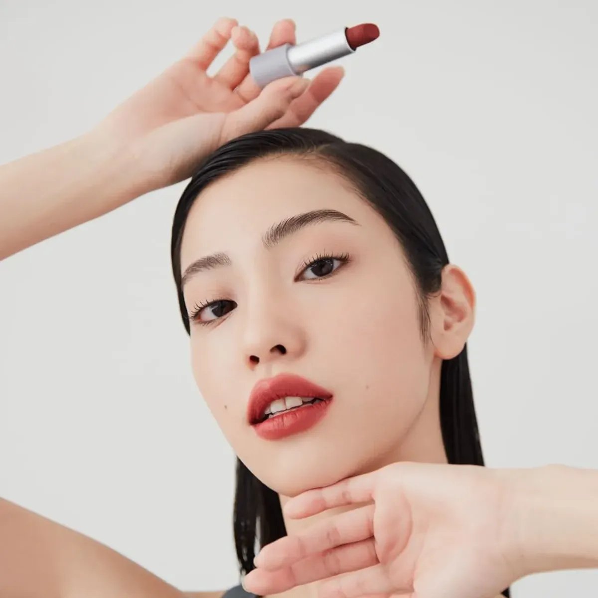 Son Thỏi Freshian Thuần Chay Mịn Môi Sensual Vegan Lipstick Blur 3.3g