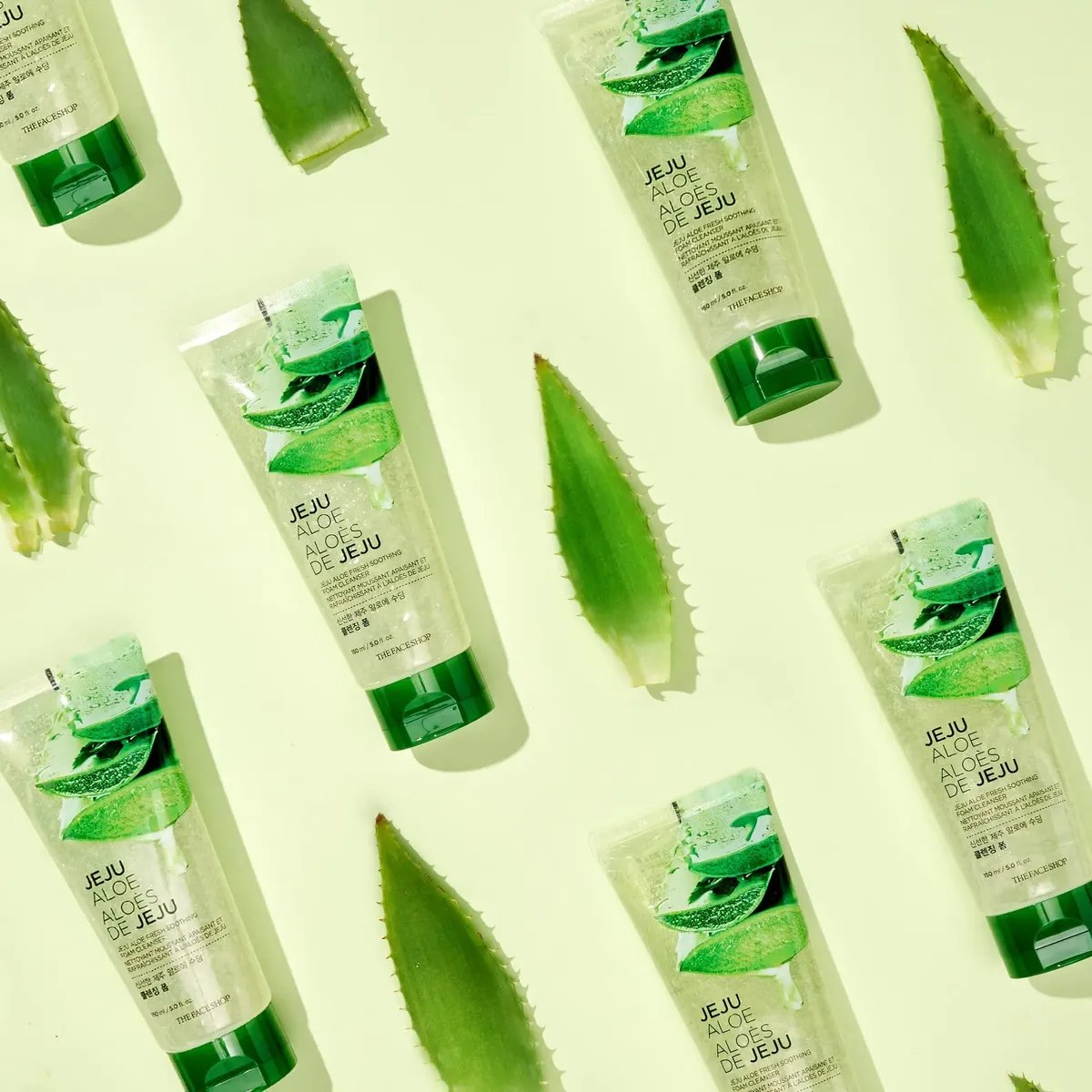 Sữa Rửa Mặt Làm Mềm Mịn Da Jeju Aloe Fresh Soothing Foam Cleanser 150ml