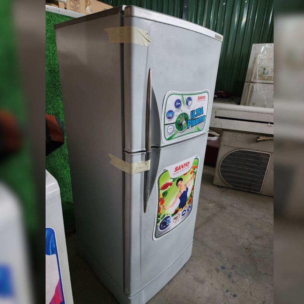 Tủ lạnh Sanyo 185 lít ngăn đá trên